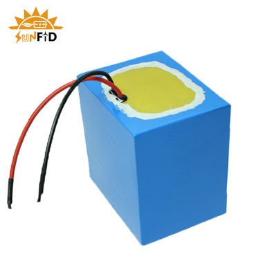 حزمة بطارية ليثيوم الفوسفات القابلة لإعادة الشحن 12.8V 6ah 32700 ضوء الشارع الشمسي