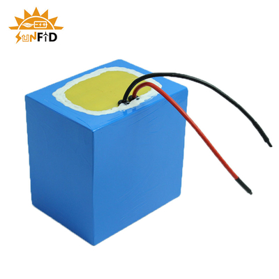 حزمة بطارية ليثيوم الفوسفات القابلة لإعادة الشحن 12.8V 6ah 32700 ضوء الشارع الشمسي