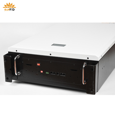 51.2V 200Ah LiFePO4 نظام البطارية المنزلية المثبتة على الحائط 10KWh عمر دورة طويلة