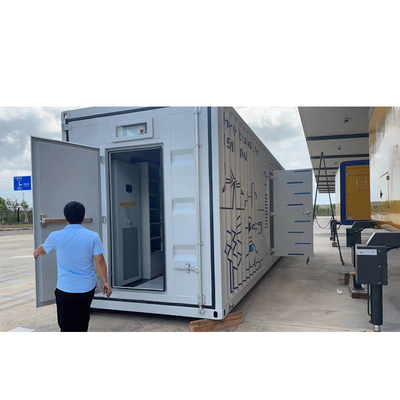 0.5MW On Grid Off Grid Solar System 1MWH ESS Container Lifepo4 IP65 في الهواء الطلق